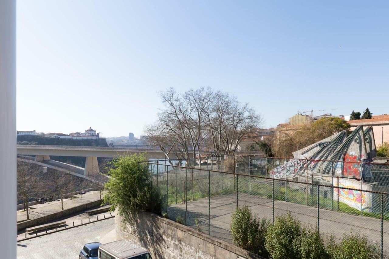 Host Wise - Charming Flat With Netflix - River View Porto Eksteriør bilde