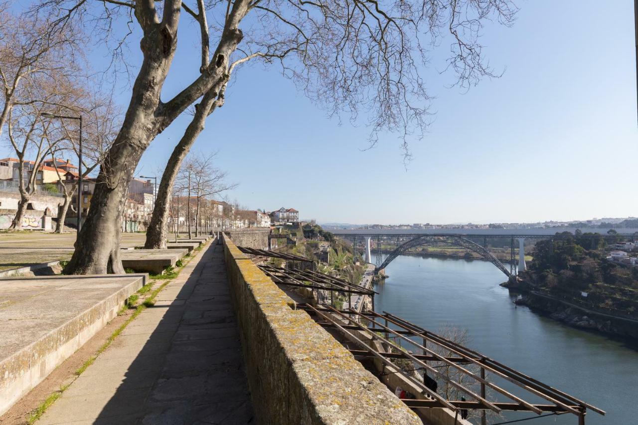 Host Wise - Charming Flat With Netflix - River View Porto Rom bilde